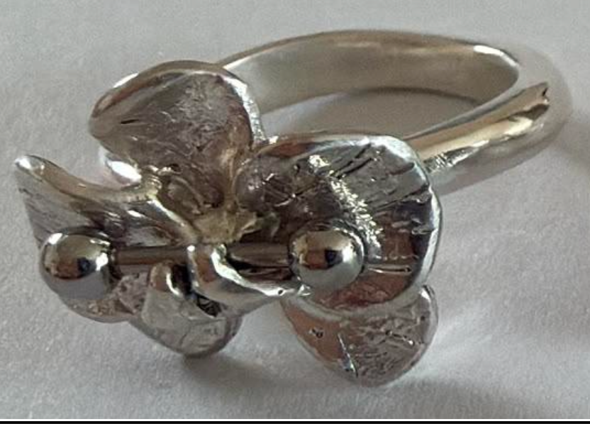 Detachable Pierced Orchid Ring
